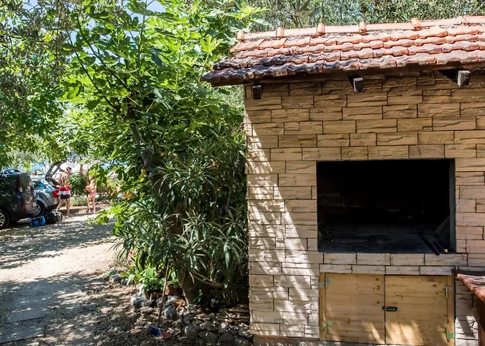 Dubravka 2 By Guide Klek