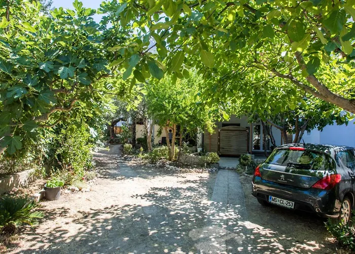 Dubravka 2 By Guide * Klek