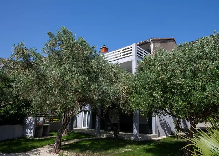 Dubravka 2 By Guide Apartament *